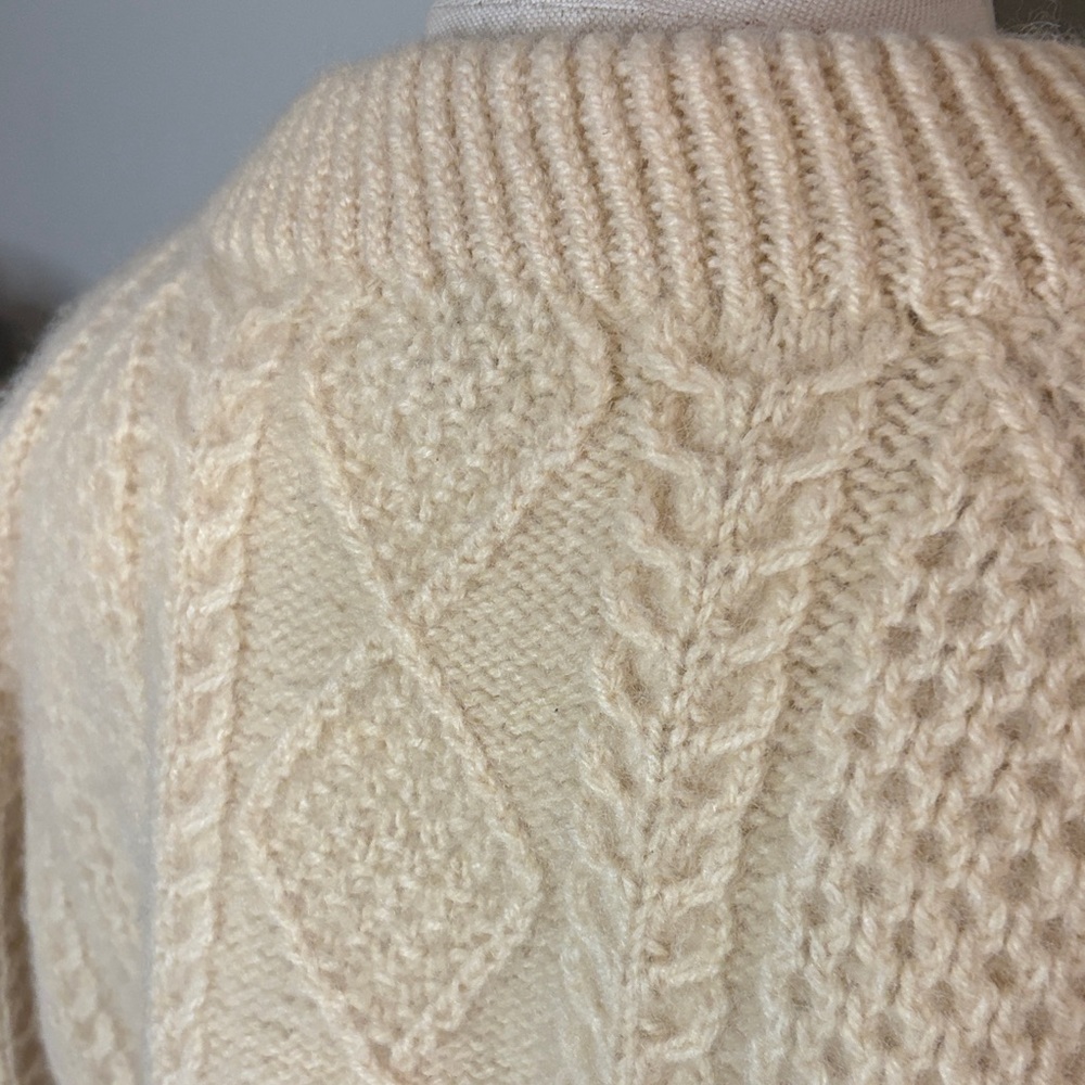 Classic Cream Cable Knit Sweater - Picture 3 of 7